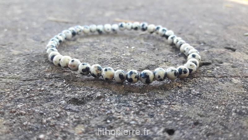 Bracelet en 4 mm jaspe dalmatien