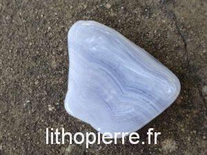 Pierre roulée en calcédoine