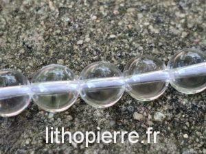 Fil en cristal de roche en perles