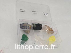 Boite avec 8 pierres brutes